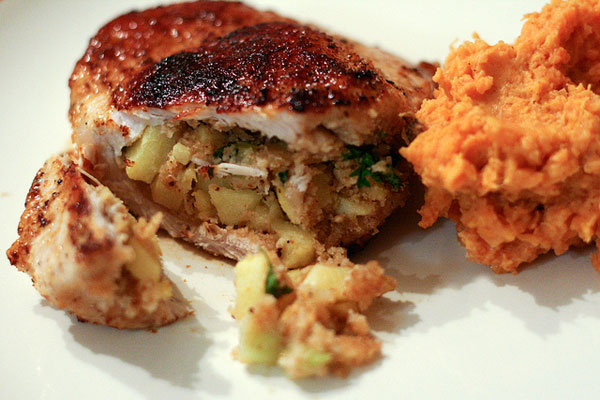 Pork Chops with Apple Stuffing – The Culinary Couple